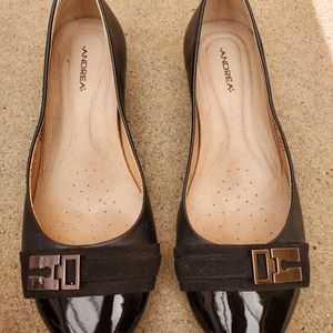 Andrea size 8 good condition